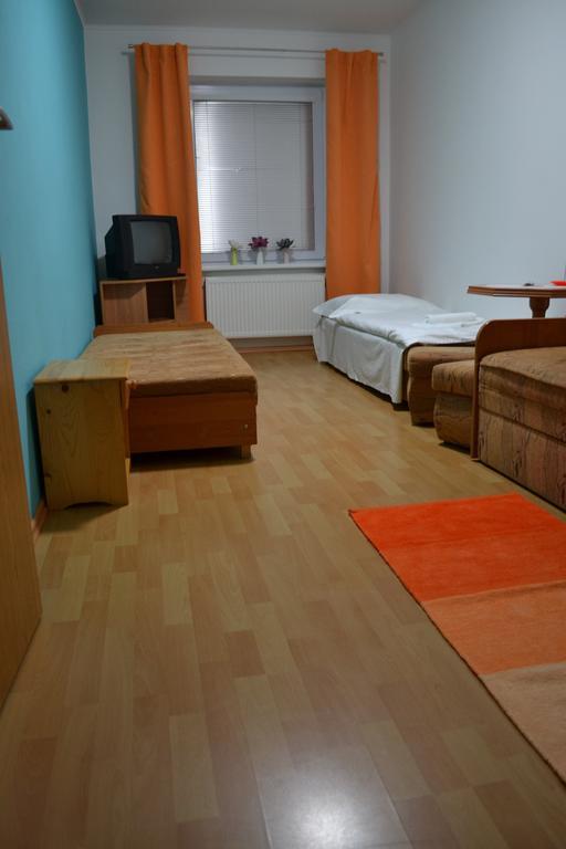 Privat Julia Hotel Vrbov Room photo